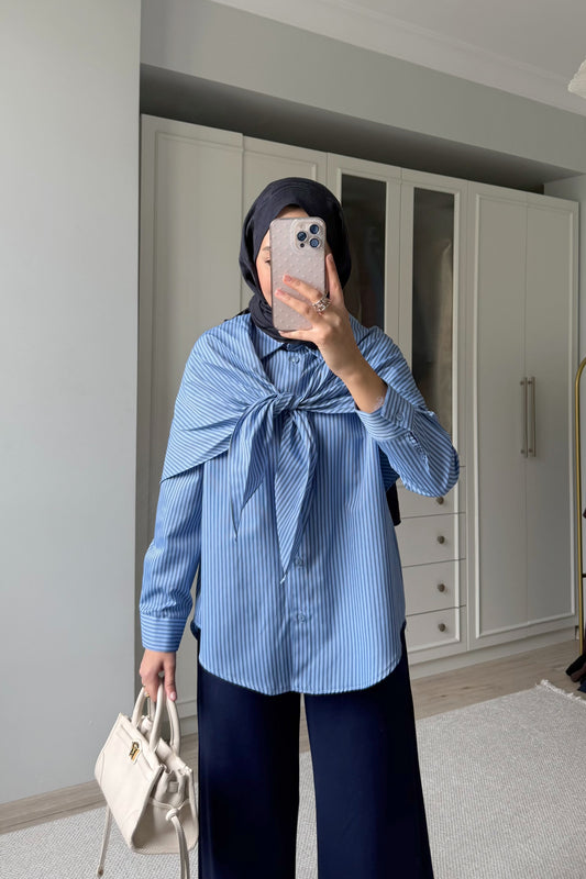 Çizgili fular detaylı gömlek - mavi